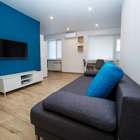 Tf Apartment Двокімнатні Апартаменти В Центрі Міста 波尔塔瓦 外观 照片