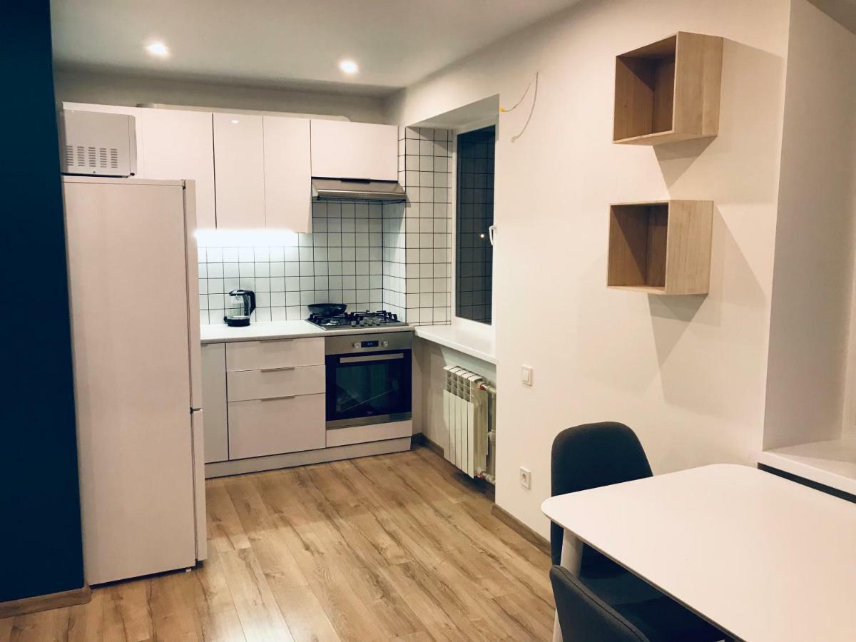 Tf Apartment Двокімнатні Апартаменти В Центрі Міста 波尔塔瓦 外观 照片
