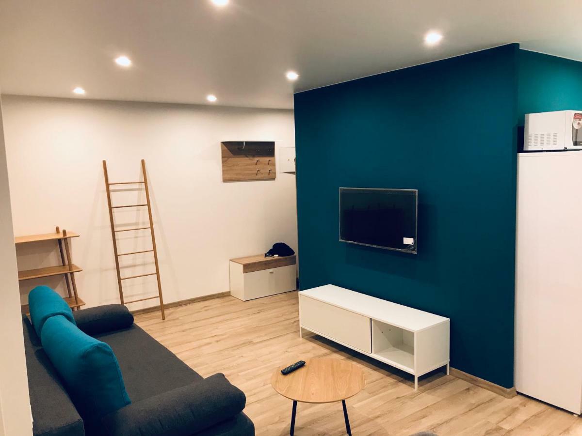 Tf Apartment Двокімнатні Апартаменти В Центрі Міста 波尔塔瓦 外观 照片