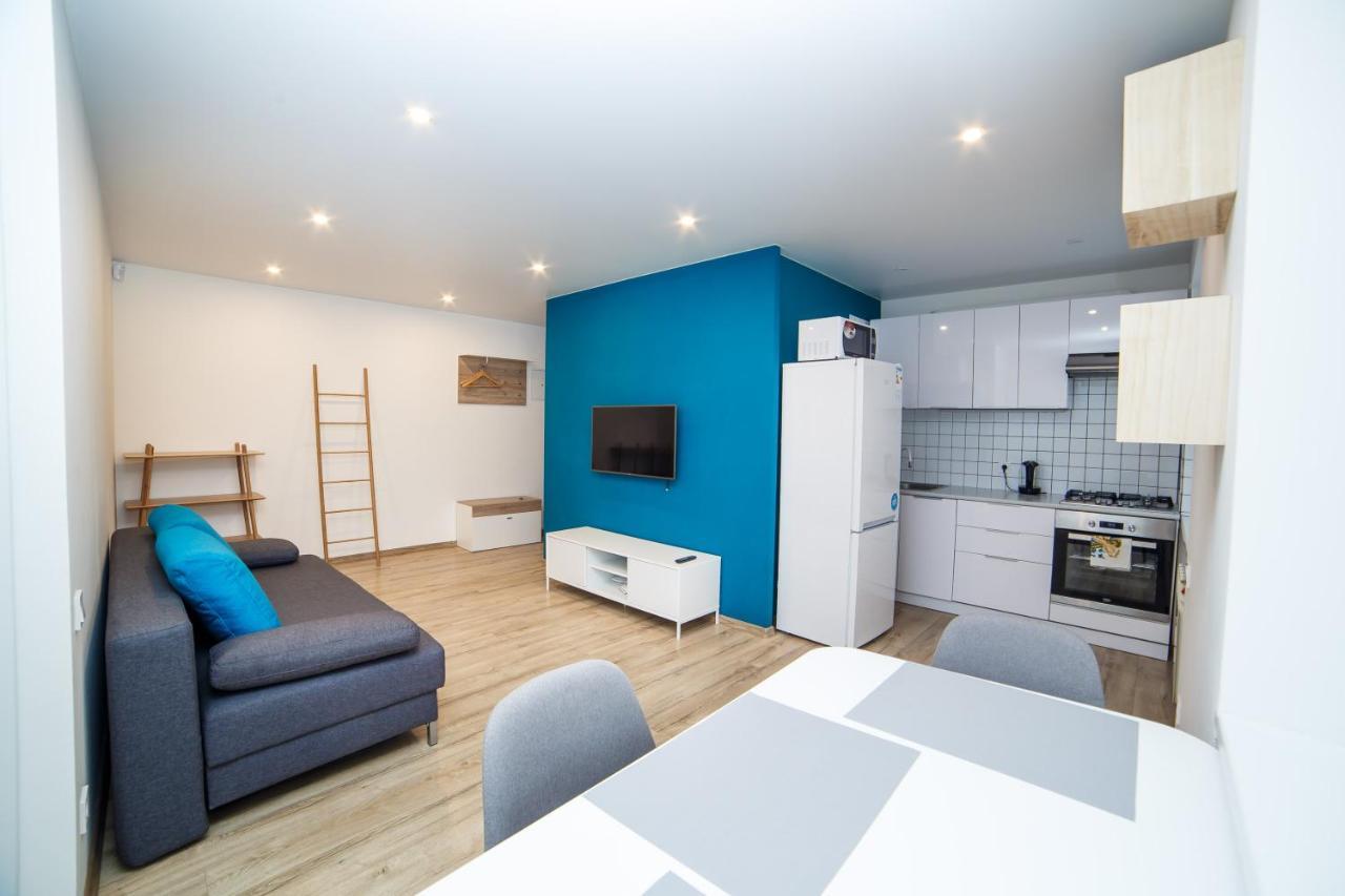 Tf Apartment Двокімнатні Апартаменти В Центрі Міста 波尔塔瓦 外观 照片