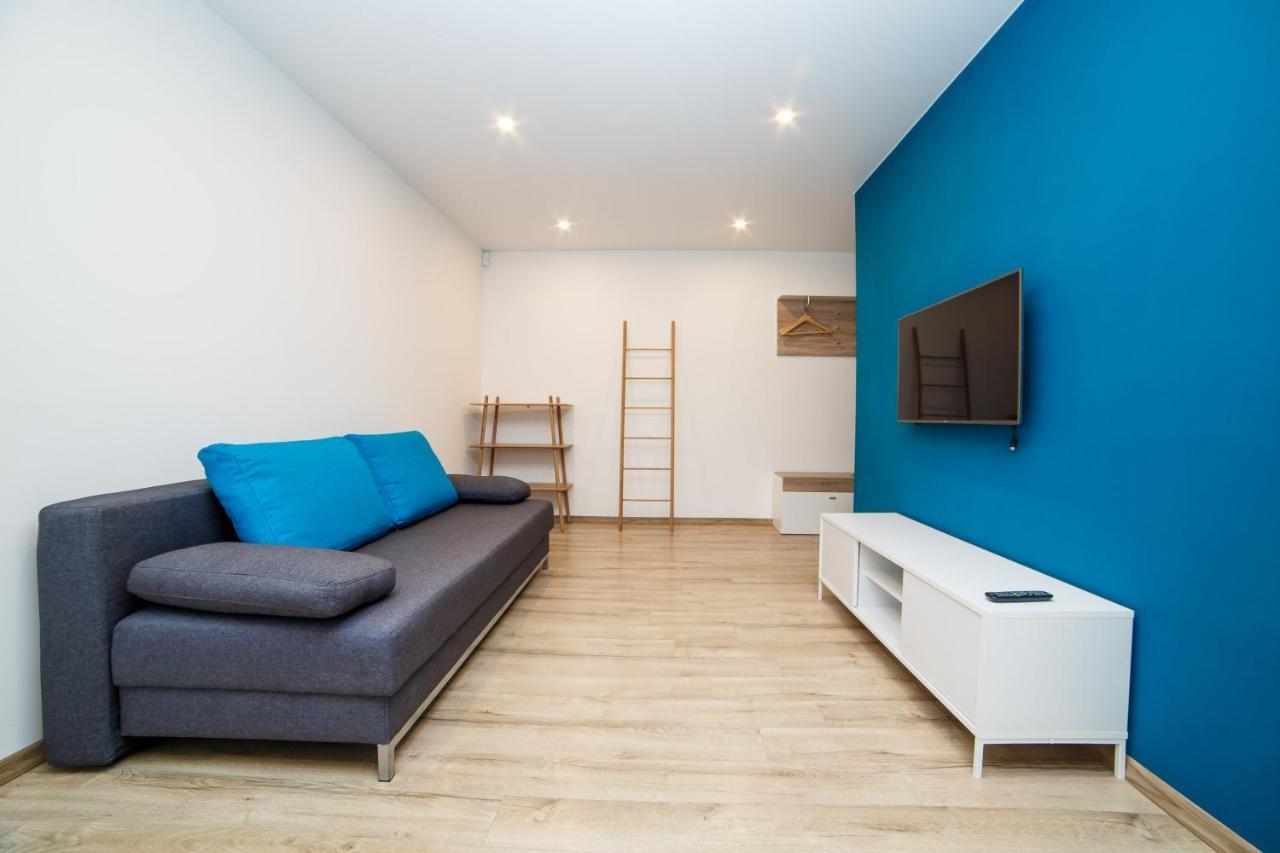 Tf Apartment Двокімнатні Апартаменти В Центрі Міста 波尔塔瓦 外观 照片